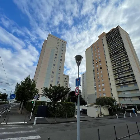 Entier Meublé Le Sancy Proche De Toutes Commodités Appartamento Clermont-Ferrand